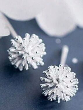 “Dandelion Balls” 925 Sterling Silver Tiny Dainty Spikey Flower Firework Studs
